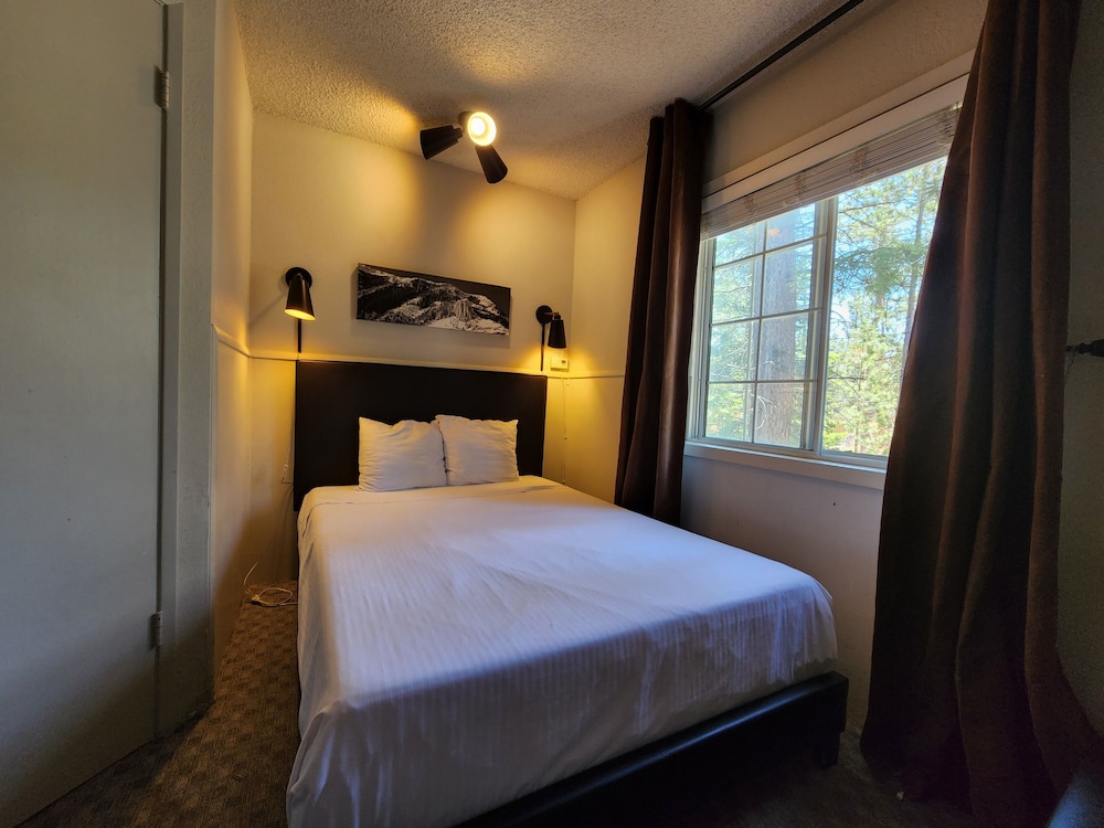 Cinnamon Bear Inn - photo 15