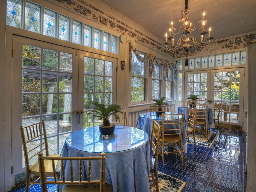Bluefield Inn - photo 14
