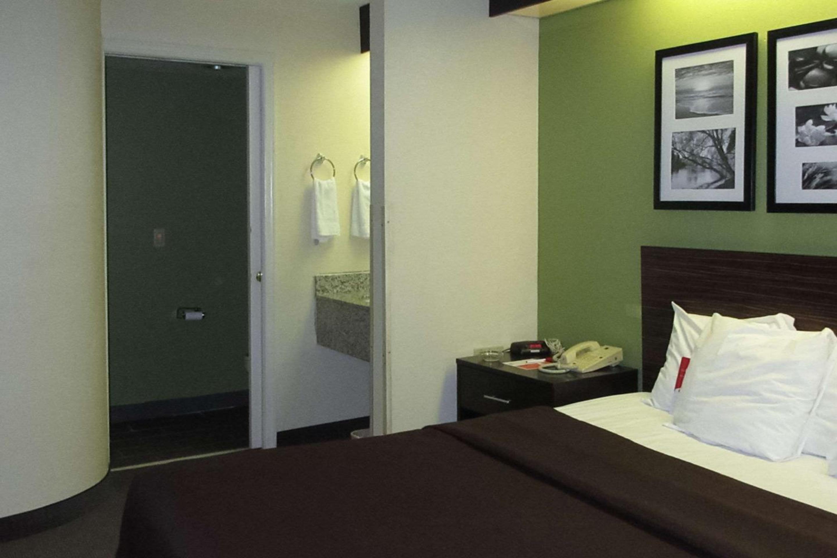 Ramada by Wyndham Albany GA - photo 8