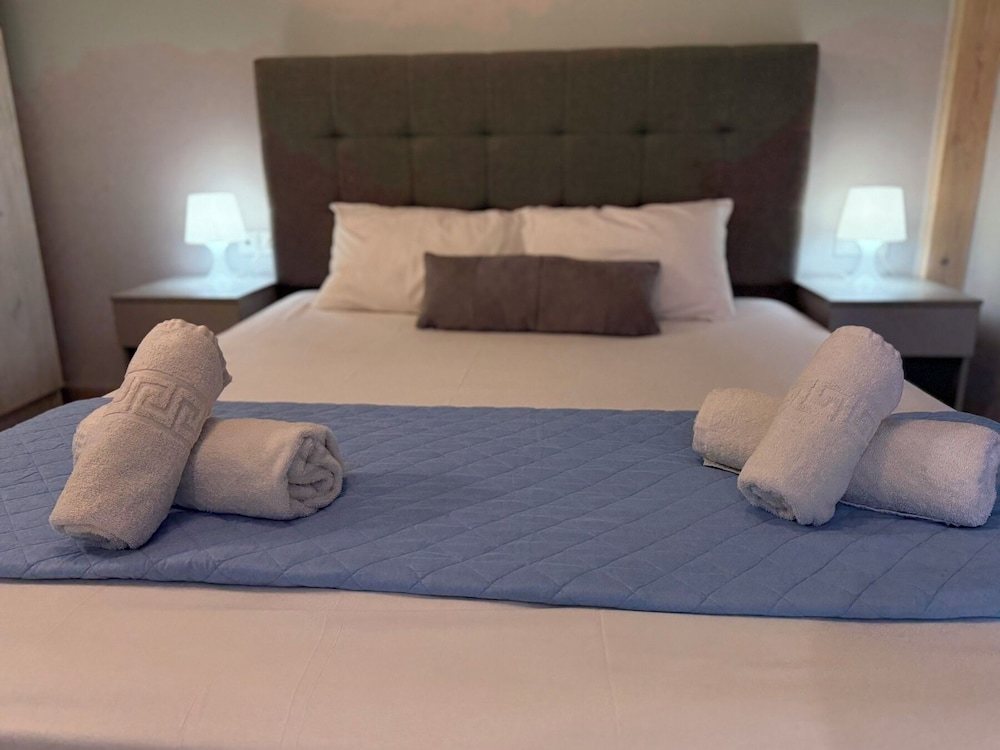 Dom Suites in Daratsos, Greece