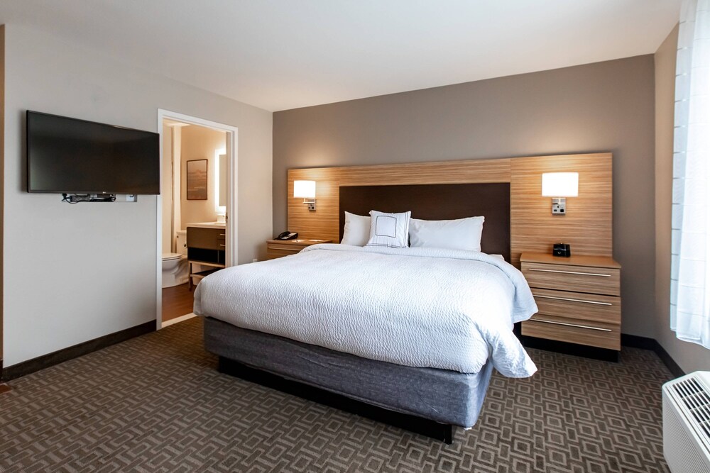 TownePlace Suites by Marriott Louisville Airport - photo 4