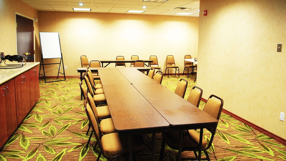 Magnuson Hotel Commerce - photo 22