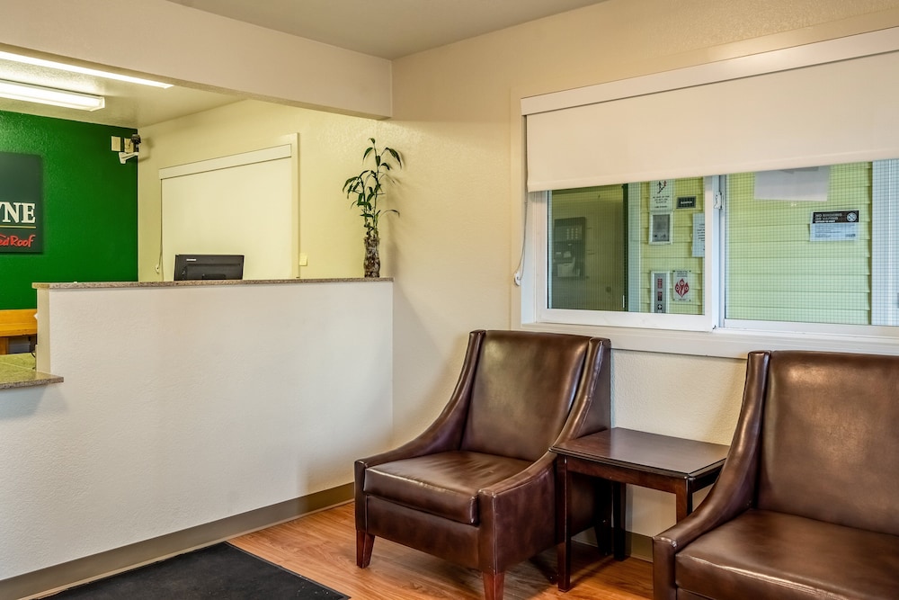 HomeTowne Studios By Red Roof Eugene Springfield in Springfield, United States