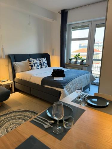 PS is just above the Subway M3 9mins to Duomo — 4-Star Luxury Hotel in Milan, Italy