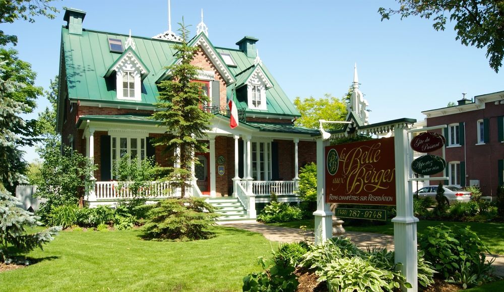 La Belle aux Berges — 4-Star Luxury Hotel in Montreal, Canada