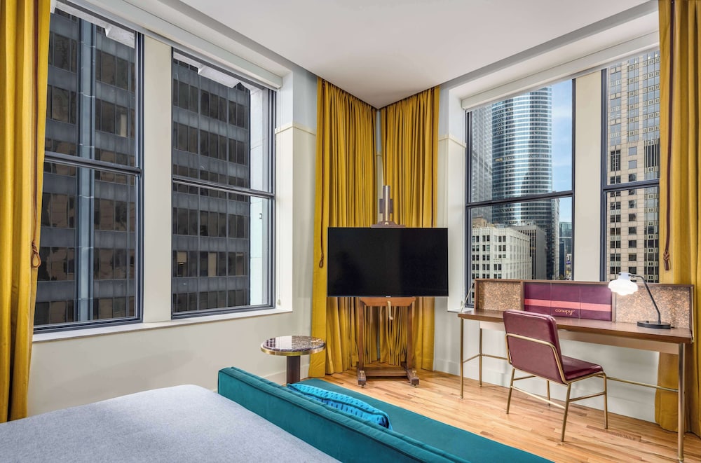 Canopy by Hilton Chicago Central Loop - photo 18