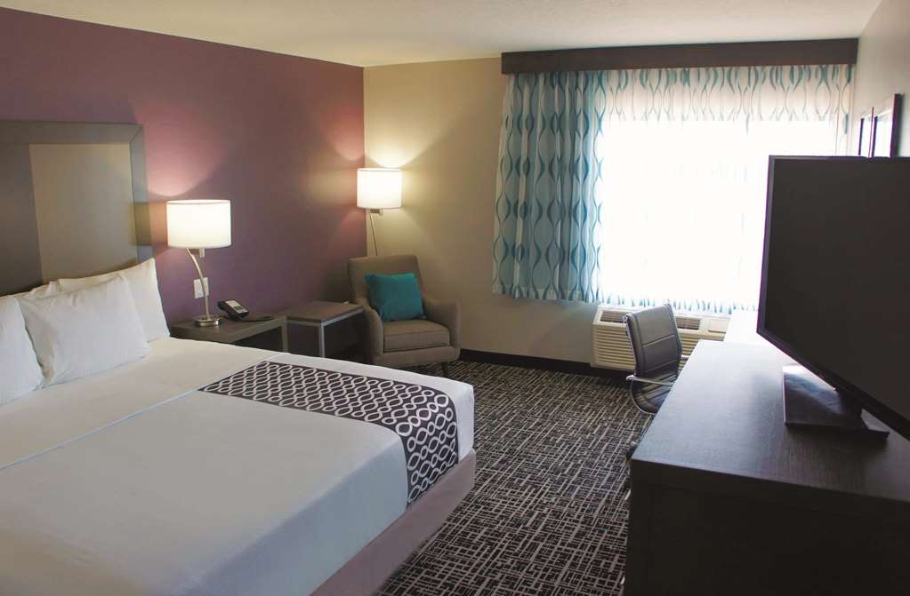 La Quinta Inn & Suites by Wyndham Kanab - photo 17