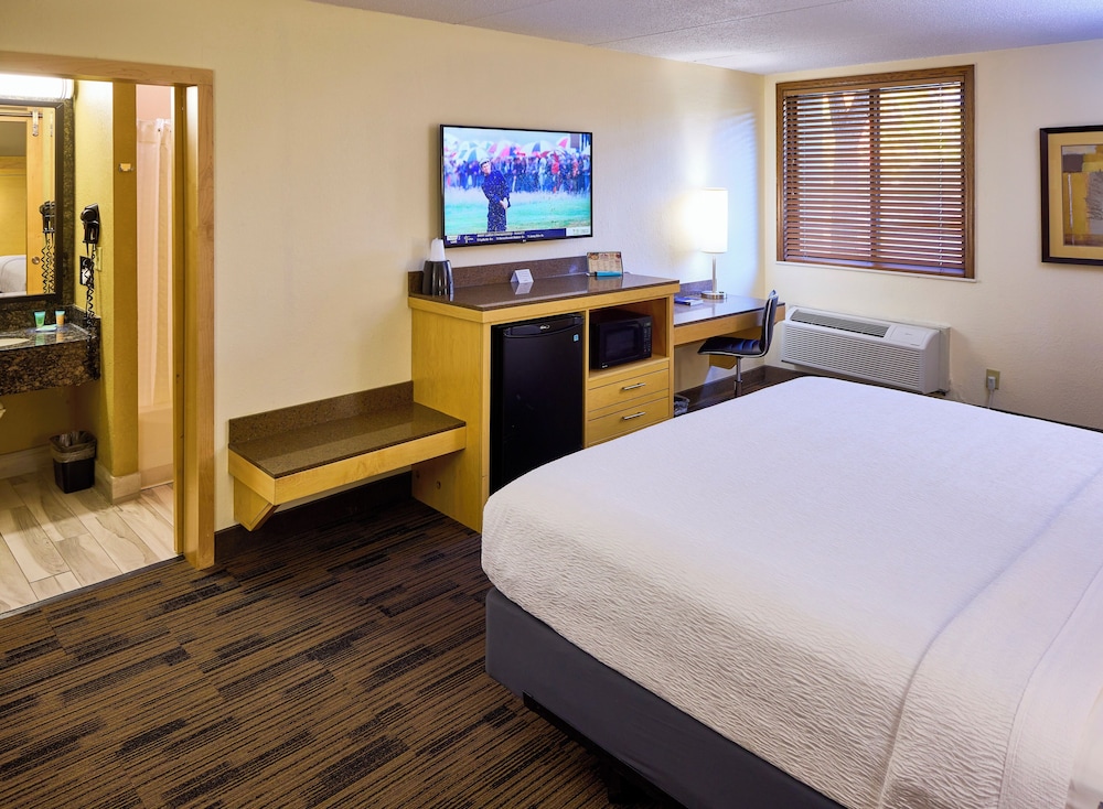 LivINN Hotel Minneapolis South Burnsville - photo 11