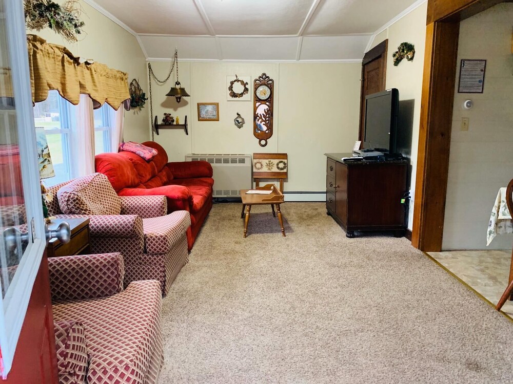 Carroll Motel & Cottages - photo 66