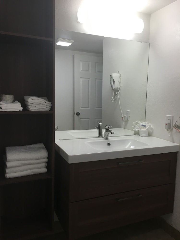 Motel Sakura - photo 37