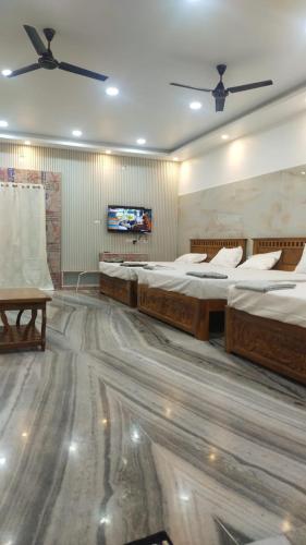 Le Falls - carbon neutral hotel in Kuttalam