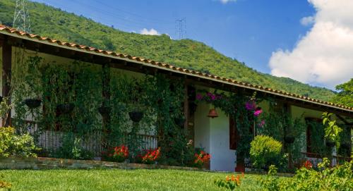 Hacienda La Tulia Eco Hotel — Toro