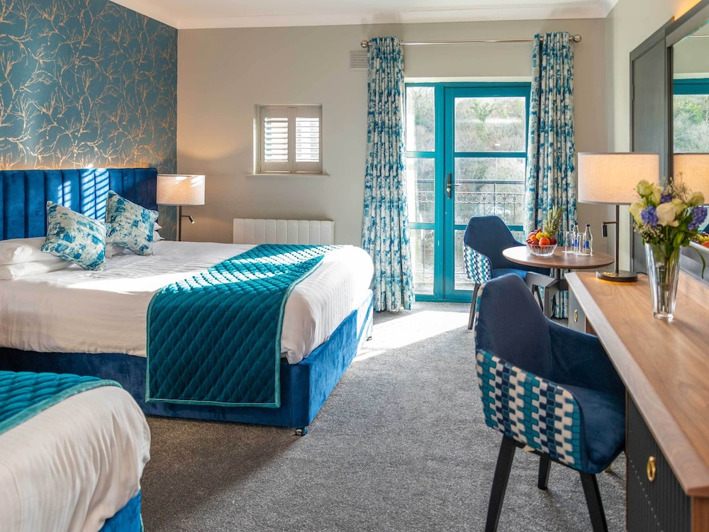 Riverside Park Hotel