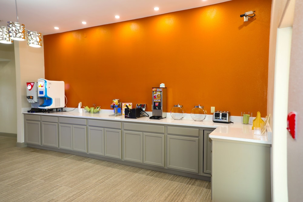 Wintergarden Inn - photo 26