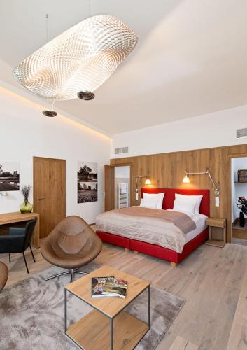 Hotel Diamond Country Club — 4-Star Luxury Hotel in Atzenbrugg, Austria