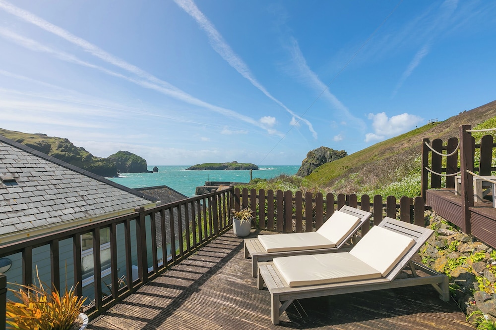 Penelope — 4-Star Luxury Hotel in Helston, United Kingdom