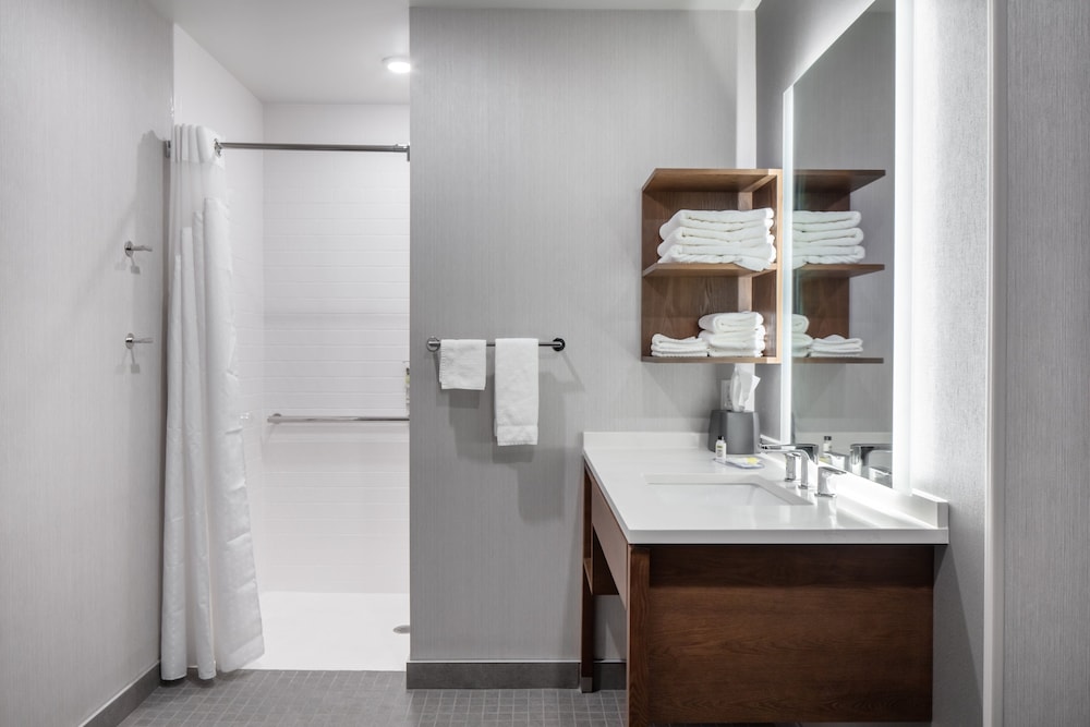 Staybridge Suites Iowa City Coralville by IHG - photo 31