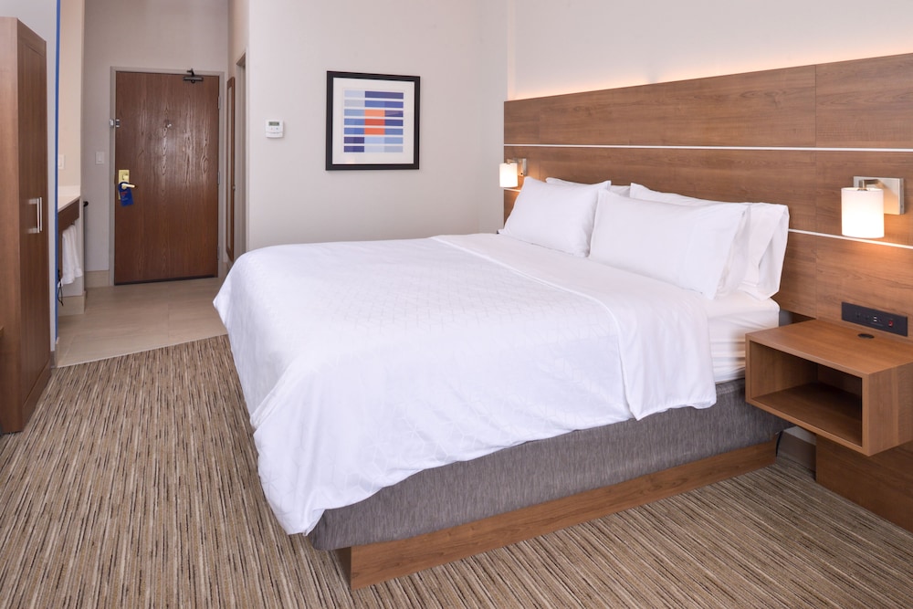 Holiday Inn Express Glenwood Springs - photo 17