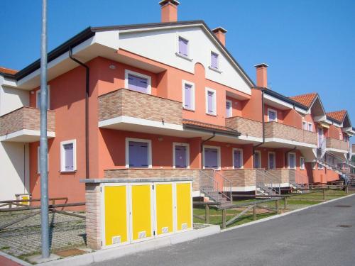 Apartment Solmare 10 by Interhome — 4-Star Luxury Hotel in Rosolina, Italy