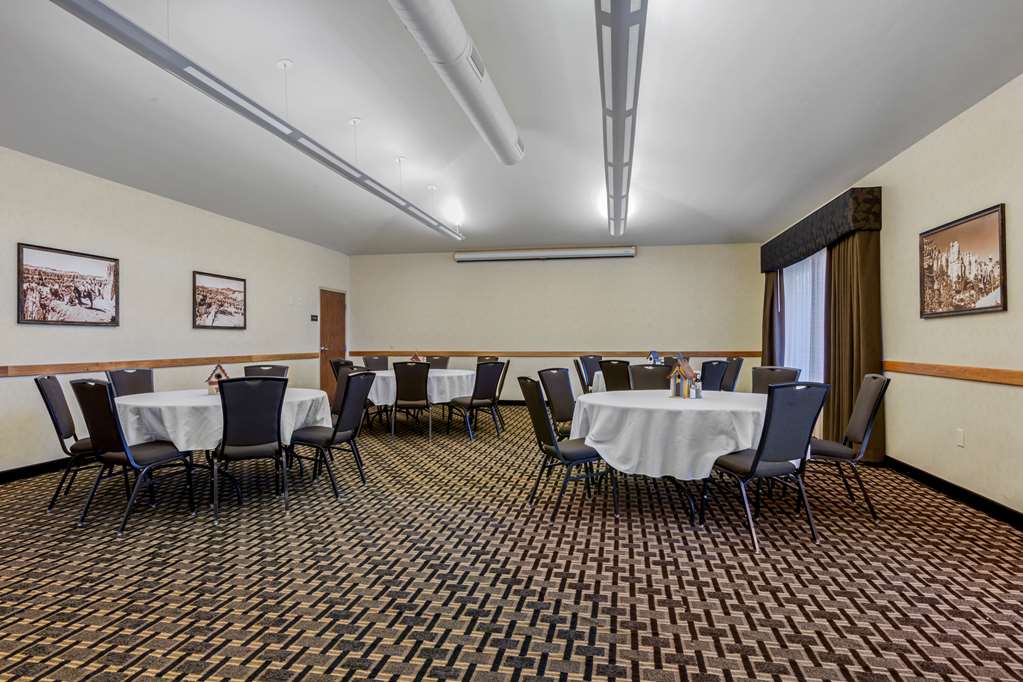 Best Western PLUS Bryce Canyon Grand Hotel - photo 9