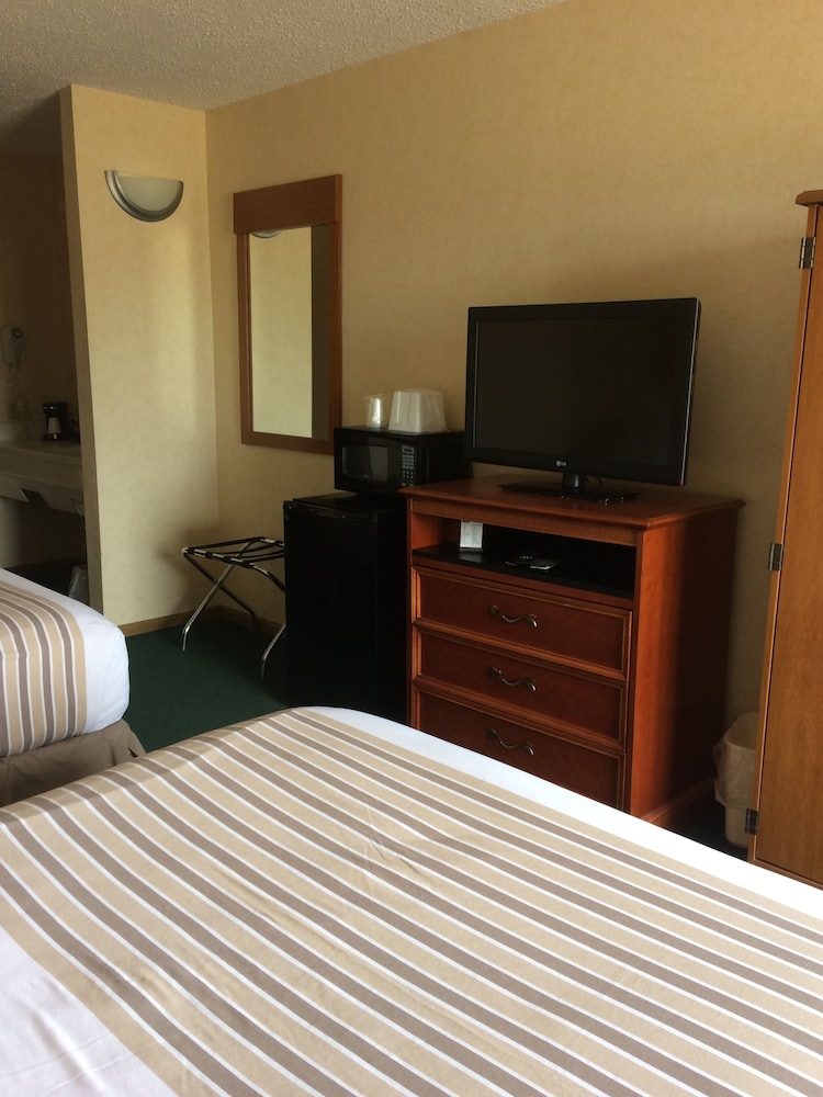 Quality Inn Bloomsburg - photo 6