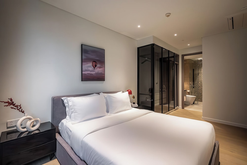 The Opera Residence Pool & Sauna — 4-Star Luxury Hotel in Ho Chi Minh City, Vietnam