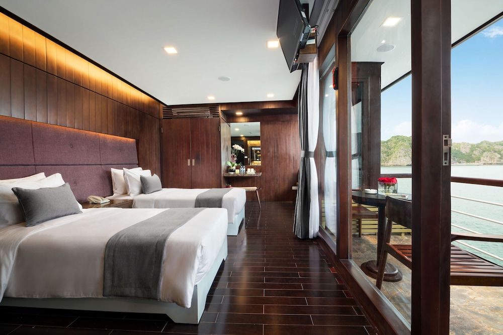 Orchid Classic Cruise — 4-Star Luxury Hotel in Haiphong, Vietnam