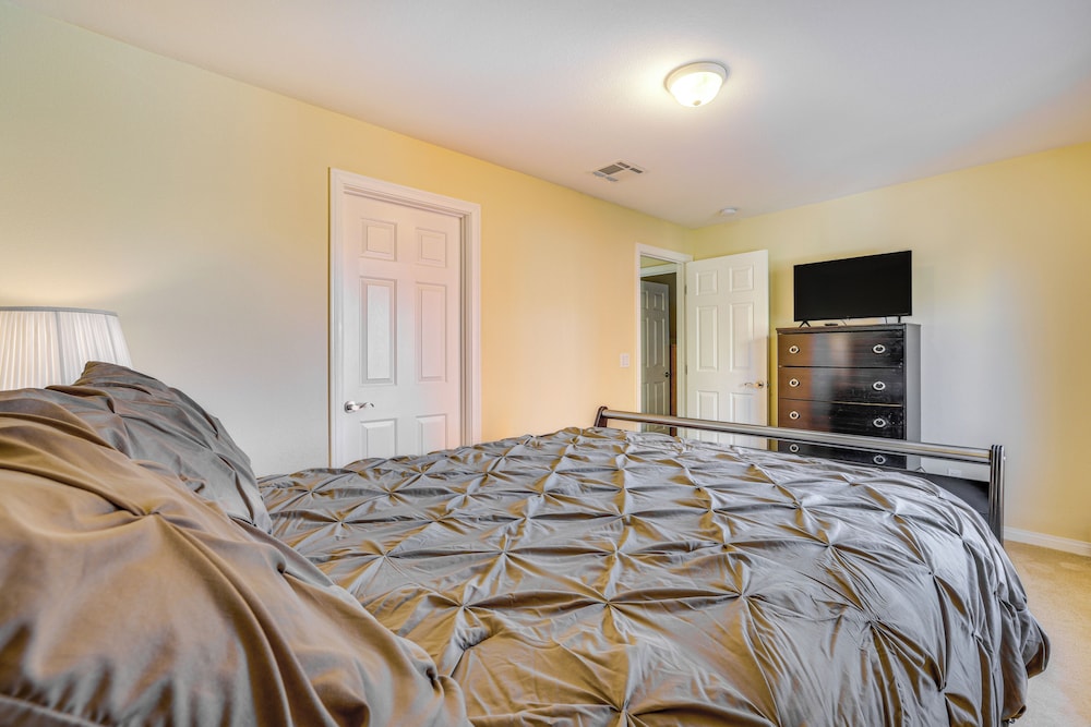 Resort Pool and Spa Access Mesquite Condo - photo 27