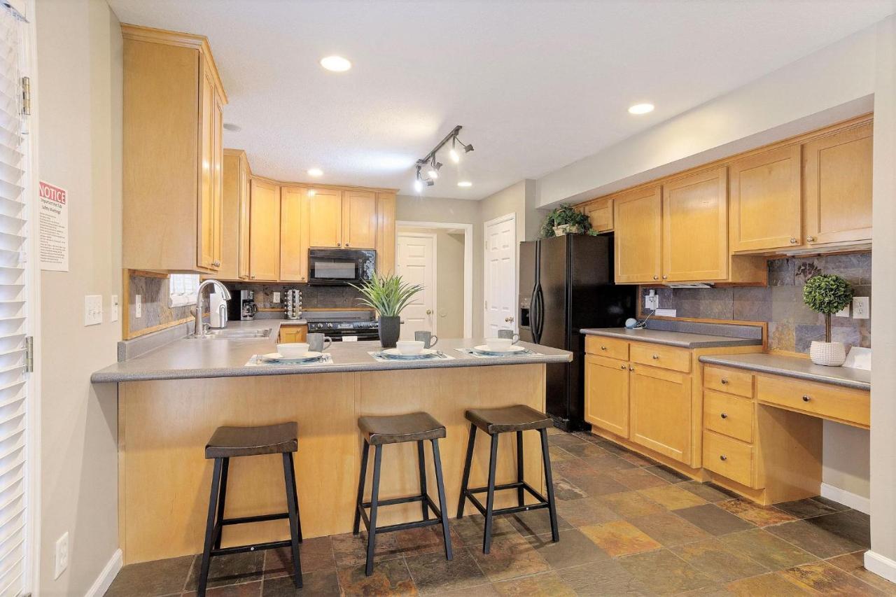 Union Park in Salt Lake with Hot Tub Near Park — hotel in Midvale