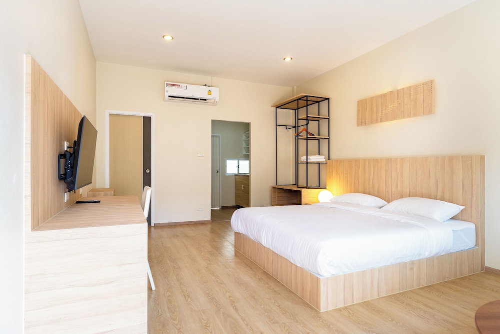 Sanipa Resort Rayong - last minute hotel in Rayong