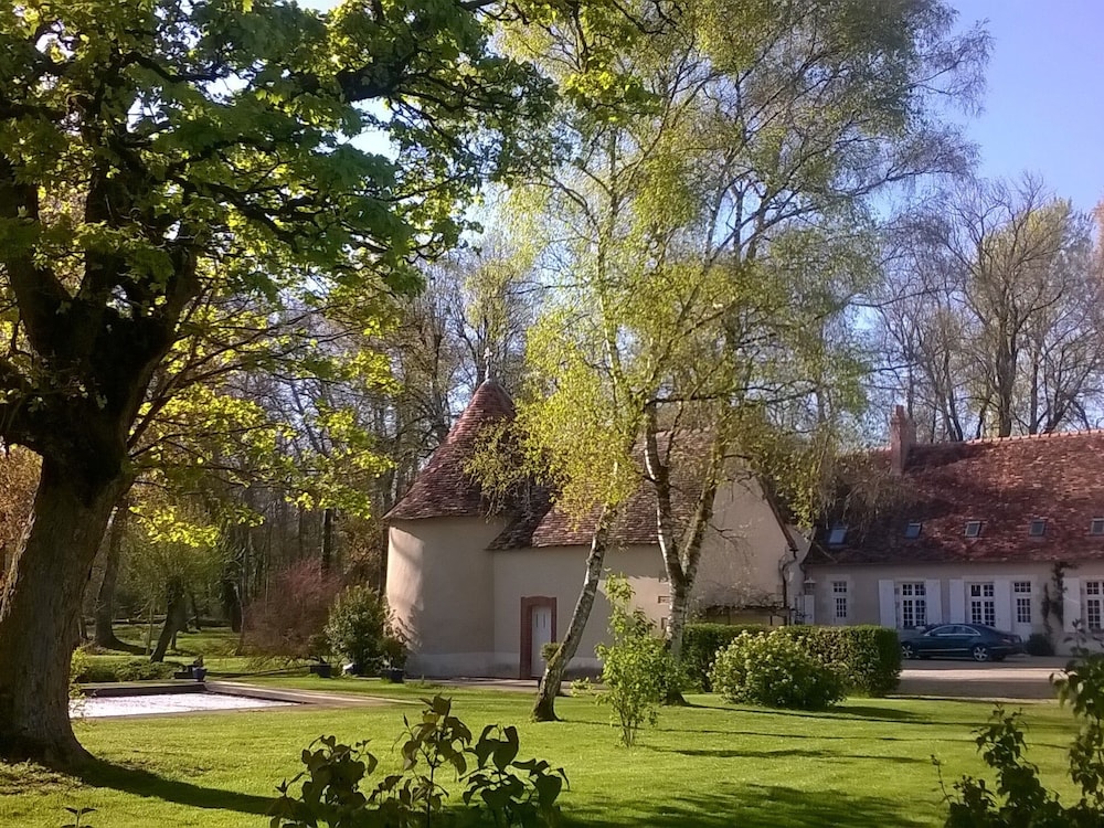 Le Parc des Aubiers — hotel in Brion