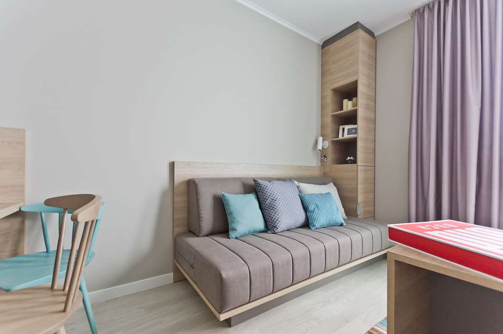 Arthotel ANA Living Stuttgart Double Bedroom Chill Area