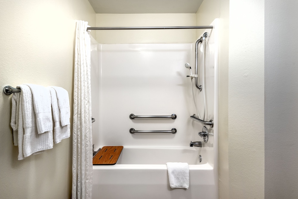 Candlewood Suites Washington Dulles Sterling by IHG - photo 33