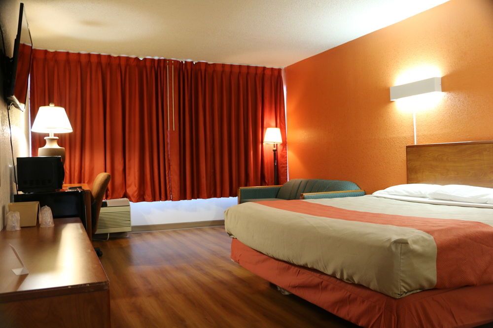 Motel 6 Tulsa Airport - photo 7