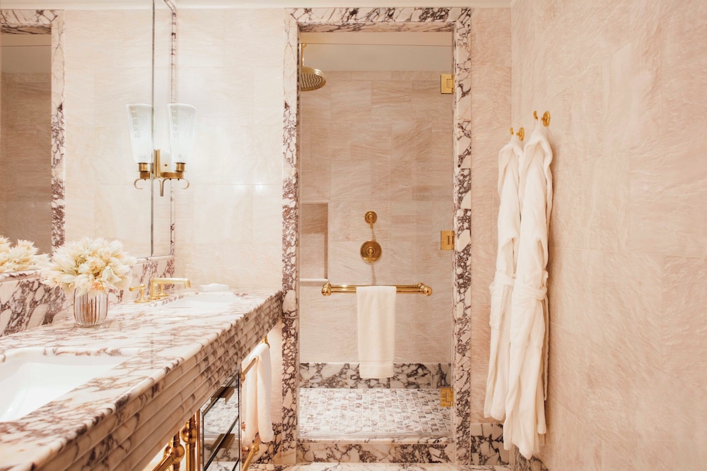 Fouquet's New York - photo 34