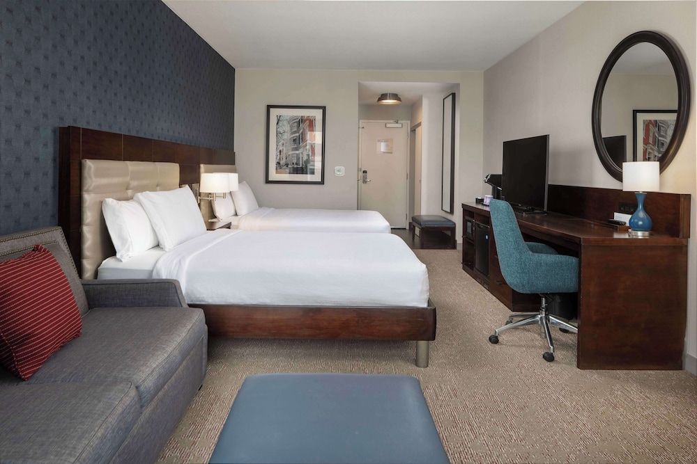 Hilton Garden Inn Washington DC Georgetown Area - photo 18
