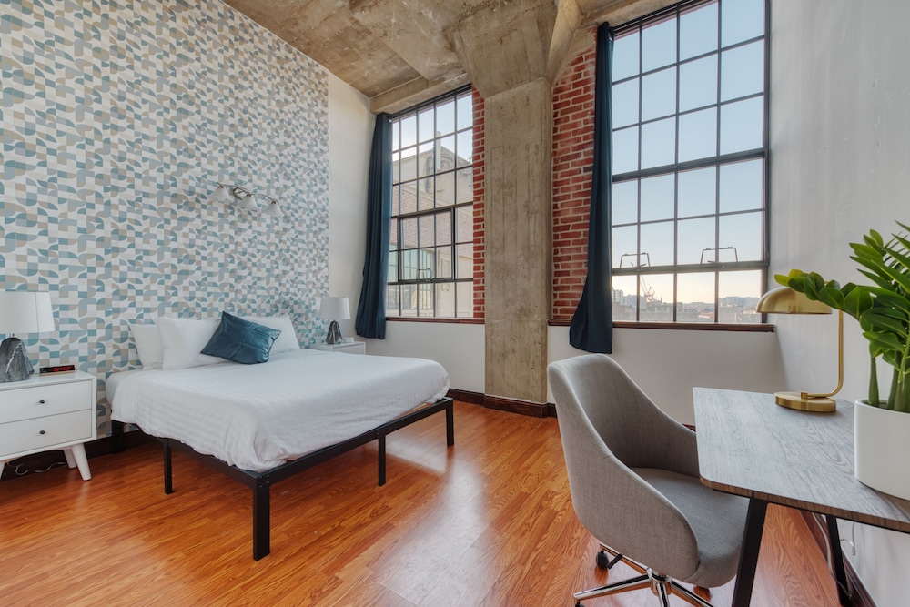 Sosuite at Independence Lofts - photo 18
