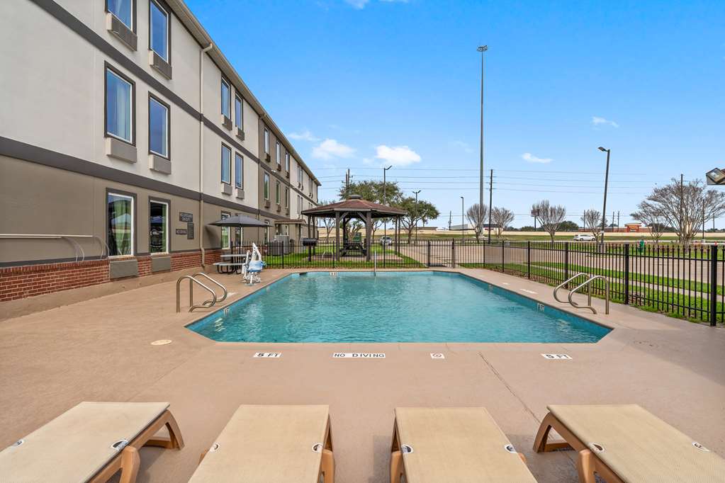 Motel 6 Rosenberg TX - photo 6