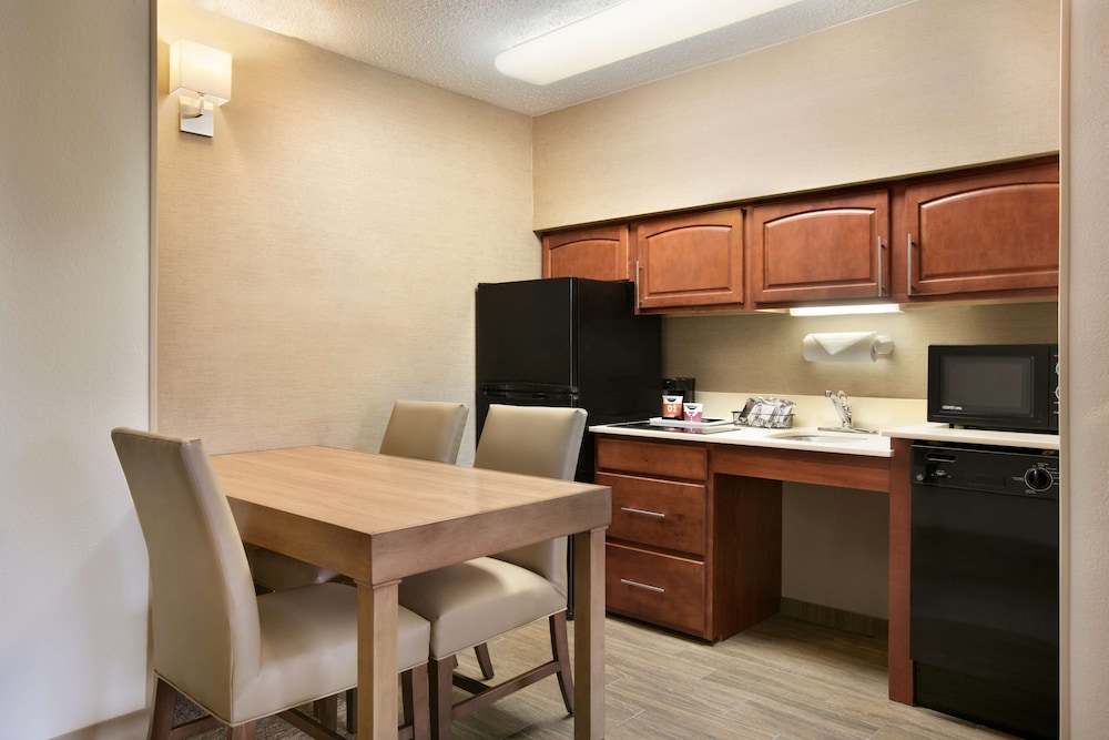 Hampton Inn & Suites Hershey - photo 19