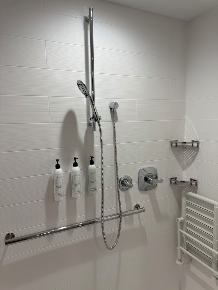 SpringHill Suites by Marriott Fargo - photo 24