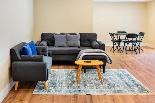 Pet & Family Friendly 4BR Grill & Chill in Sacramento, United States