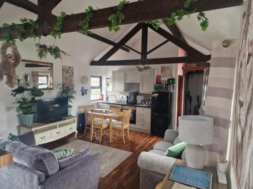 Joiners Arms Studio Apartments — 4-Star Luxury Hotel in Market Drayton, United Kingdom