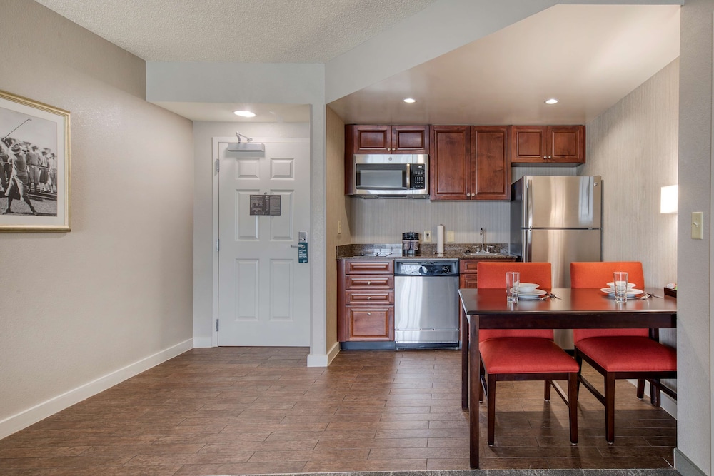 Homewood Suites by Hilton Olmsted Village - photo 23