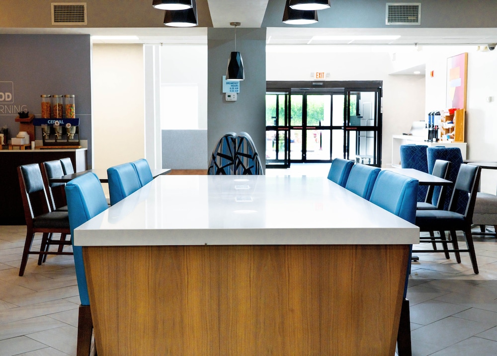 Holiday Inn Express & Suites Hiawassee by IHG - photo 25