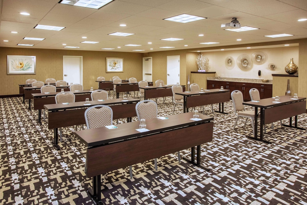 Homewood Suites by Hilton Munster - photo 39