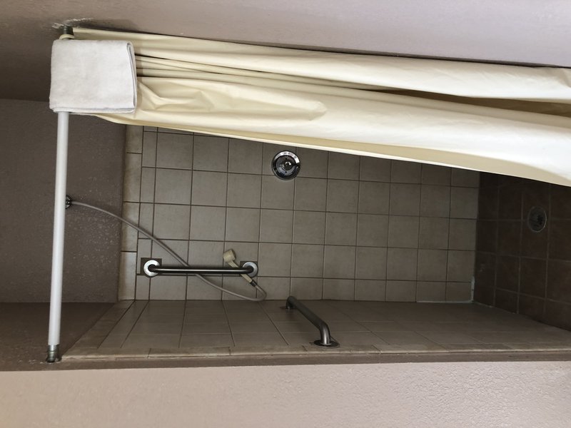 University Inn and Suites - photo 16