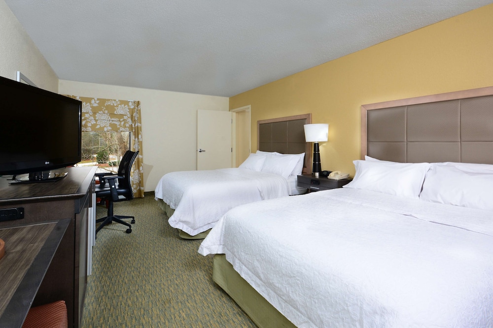 Hampton Inn Raleigh Town Of Wake Forest - photo 20