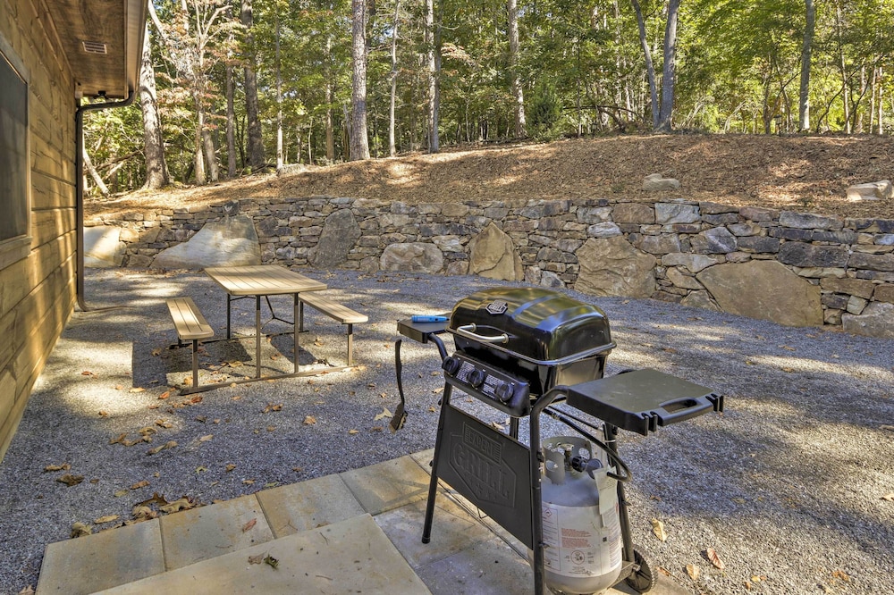 Coosawattee River Resort Cabin w Private Hot Tub - photo 27
