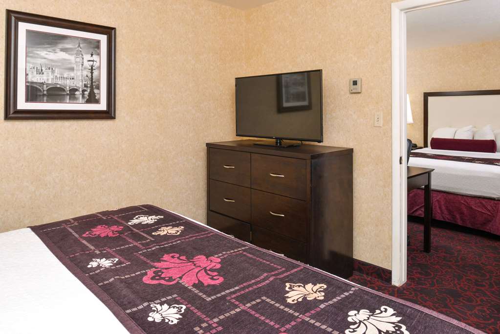 Best Western Coral Hills - photo 33