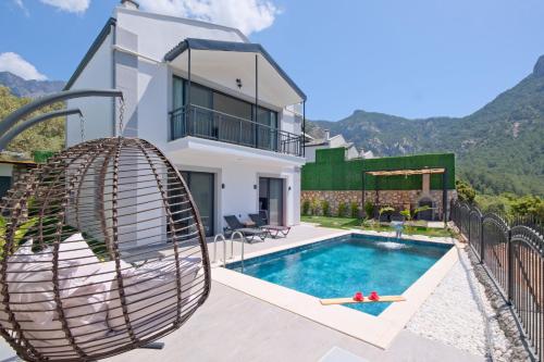 Villa Montana 1 — 4-Star Luxury Hotel in Fethiye, Turkey